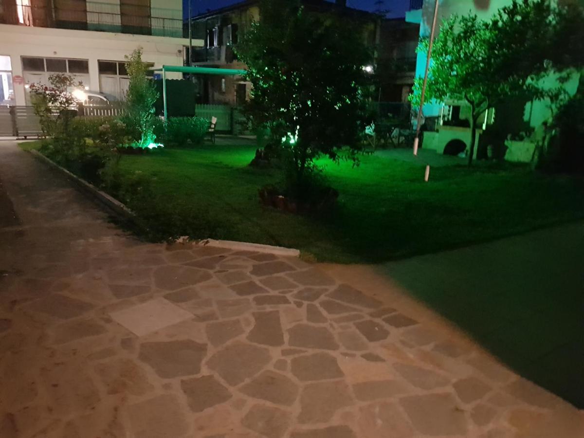 Magdalinos Apartments 尼尔斯吉尼 外观 照片